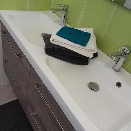 Un Petit Bout De Paradis Semesterbostad Gajoubert